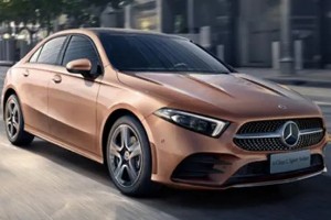 奔馳a級(jí)二手車多少錢一輛 奔馳a級(jí)二手價(jià)14萬(表顯里程3.55萬公里)