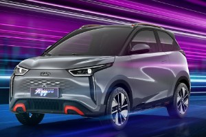 無(wú)界pro和小螞蟻哪個(gè)好點(diǎn) 無(wú)界pro車(chē)長(zhǎng)3.4米(配置十分豐富)