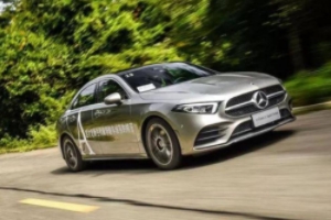 20萬左右的奔馳車有哪幾款 奔馳A級、奔馳B級、奔馳威霆三款車型