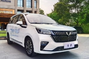 五萬(wàn)以下的七座商務(wù)車 五菱佳辰、菱智、瑞風(fēng)M3值得購(gòu)買