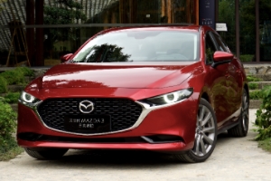 馬自達(dá)3昂克賽拉怎么樣 加速快、空間合理、價(jià)格適中