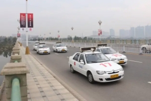 考駕照考試緊張怎么辦 熟練掌握在報名考試（放輕松、不緊張）