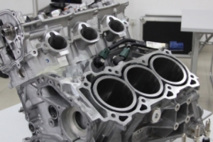 多點電噴和直噴哪個好 直噴比較好（噴油精準、燃燒穩(wěn)定性好）