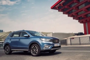 榮威rx5怎么樣 油耗低、空間大、性能好（百公里6.9L）