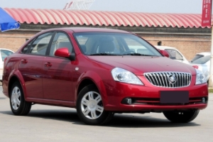 別克凱越怎么樣 油耗低、舒適度高、車身動(dòng)力充足（百公里5L）