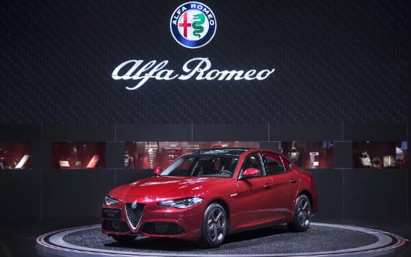 品牌創(chuàng)造至今已有110年 阿爾法羅密歐的車標(biāo)歷史科普