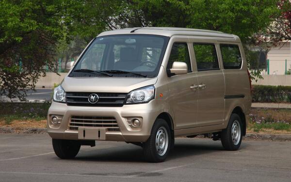 福汽新龍馬的車(chē)標(biāo)歷史 新興車(chē)企的工業(yè)責(zé)任