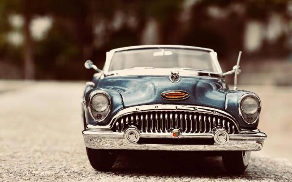 奧茲莫比爾的車標(biāo)歷史 美國第一個大量生產(chǎn)銷售汽車的企業(yè)