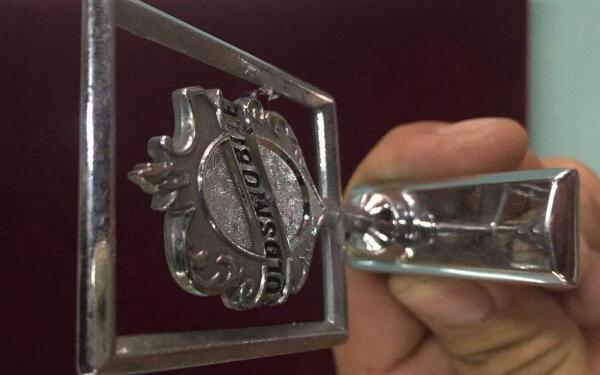 奧茲莫比爾的車標(biāo)歷史 美國第一個大量生產(chǎn)銷售汽車的企業(yè)