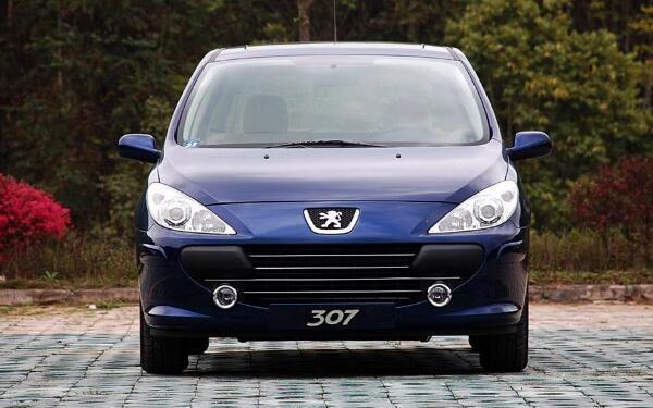 標(biāo)致的車標(biāo)歷史 像獅子一樣霸氣堅韌