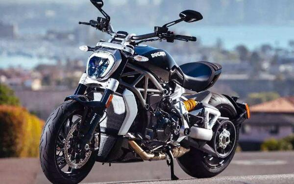 獨特的摩托車制造專家 杜卡迪車系有哪些