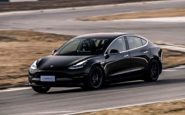 最高車(chē)速是什么意思 汽車(chē)能達(dá)到的最好行駛車(chē)速