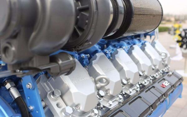 船用發(fā)動機的應(yīng)用 和車用發(fā)動機區(qū)別在哪	