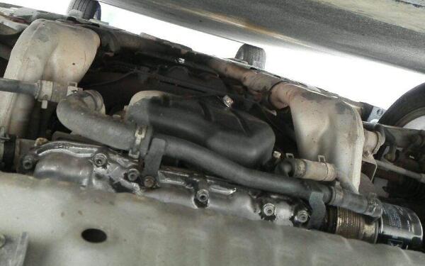 油底殼的結(jié)構(gòu)介紹 發(fā)動機(jī)油底殼是什么