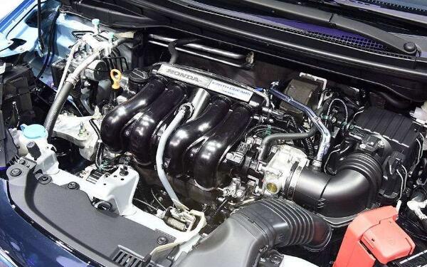 汽車(chē)發(fā)動(dòng)機(jī)構(gòu)造與維修注意 什么時(shí)候需要發(fā)動(dòng)機(jī)大修