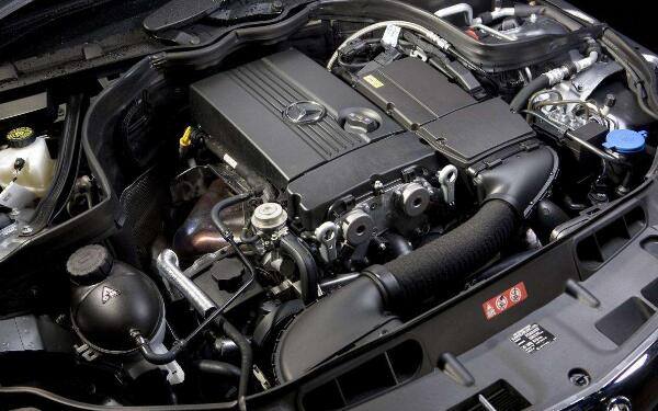 影響汽車的動力性 發(fā)動機(jī)配件包括哪些