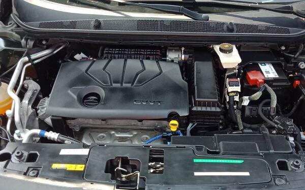 標(biāo)致408發(fā)動機好不好 快速降擋的響應(yīng)能力出色