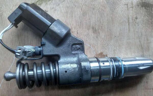 開創(chuàng)柴油發(fā)動機汽車先河 康明斯發(fā)動機配件有哪些