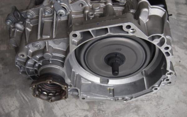 基于手動(dòng)變速箱演變而來(lái) dsg變速箱是什么意思