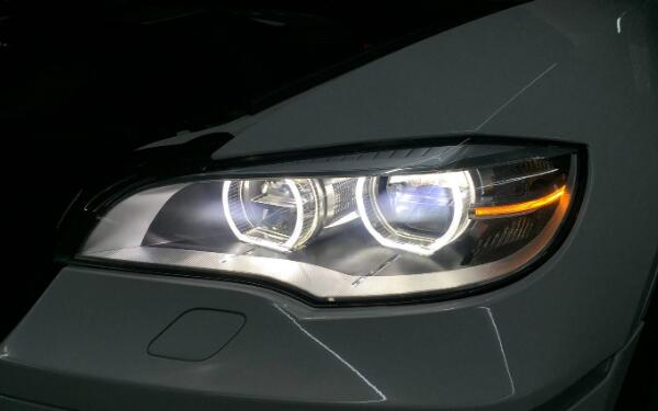 大燈隨動轉(zhuǎn)向的優(yōu)缺點 大燈隨動轉(zhuǎn)向的作用有哪些