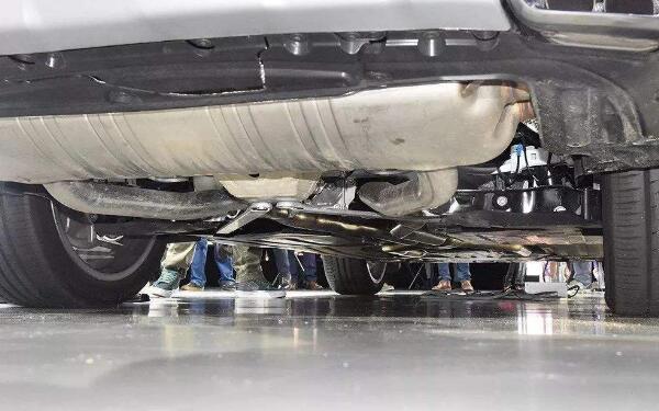 主動轉向系統(tǒng)是什么 主動轉向系統(tǒng)的優(yōu)缺點有哪些