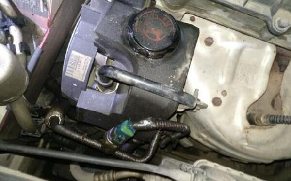 電動助力轉(zhuǎn)向系統(tǒng)的工作原理 EPS系統(tǒng)有什么優(yōu)點