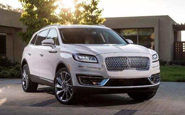 美國(guó)頂級(jí)轎車(chē)品牌 林肯汽車(chē)標(biāo)志的來(lái)歷是什么