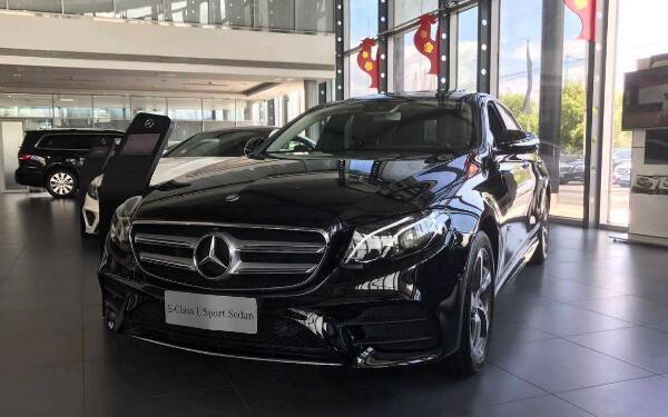 中大型高端商務轎車 奔馳e300價格多少