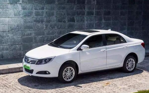 電動(dòng)汽車價(jià)格 熱門電動(dòng)汽車推薦