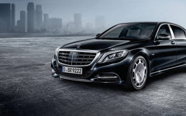 奔馳轎車的頂級(jí)產(chǎn)品 奔馳s600價(jià)格多少