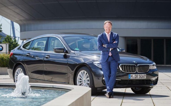 伊恩羅伯森是誰(shuí) 寶馬集團(tuán)董事