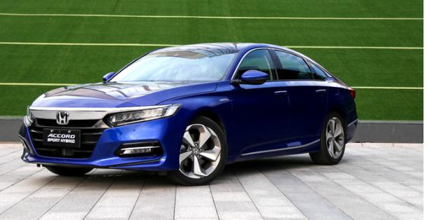 雅閣和帕薩特哪個(gè)好，風(fēng)格不同（誰更強(qiáng)）