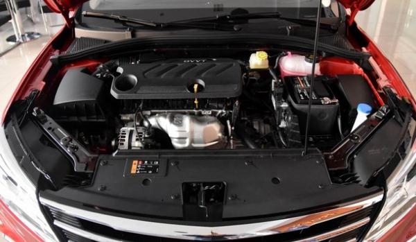 2020款榮威i5智聯(lián)賀歲版上市，語音在線點餐不是夢