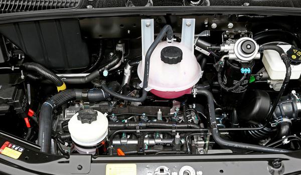 新款V80 PLUS系列上市，全包覆式內(nèi)飾設(shè)計是亮點