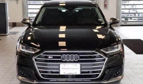 全新奧迪S8L正式上市，百公里加速成績可達(dá)到4秒