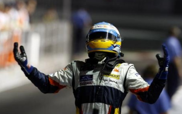 考一個賽車手駕照大概多少錢 培訓費用僅需6000元左右