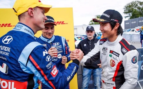 中國(guó)有f1車手嗎 中國(guó)的首位f1車手是誰(shuí)