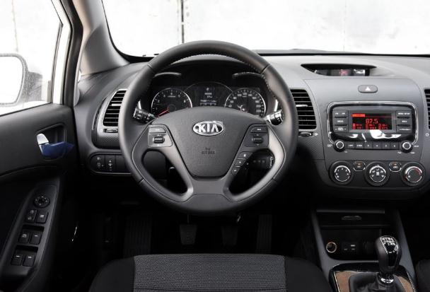 新款起亞K3正式上市，5種內(nèi)飾包滿足您所有需求