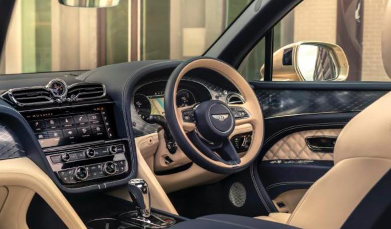 新款賓利添越PHEV上市，0-100km/h加速時(shí)間為5.5秒