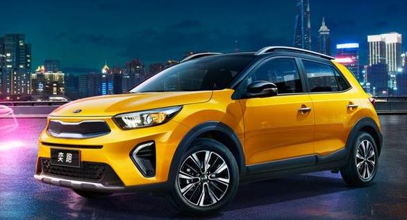 起亞奕跑CVT版，綜合油耗為5.7L/100km