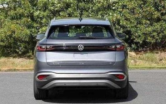 上汽大眾ID.4 X公布售價(jià)，提供402、520、555三種續(xù)航選擇