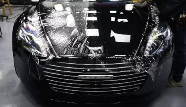 汽車隱形車衣大概多少錢，材質(zhì)好的價格貴（TPU材料優(yōu)勢多）