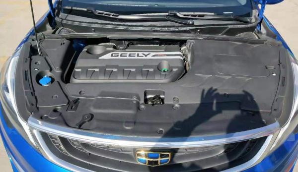 10萬買什么車好，吉利帝豪GS銷量火爆