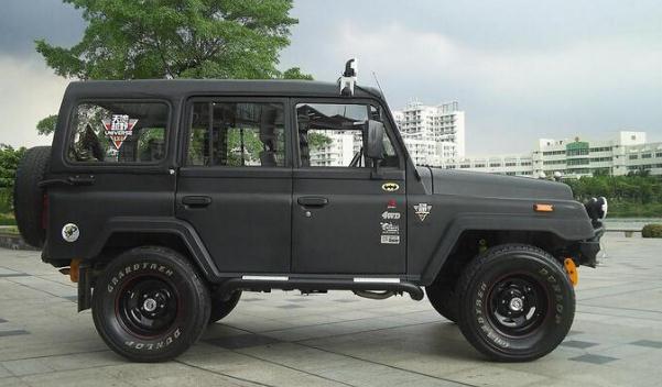 什么越野車性價(jià)比高，口碑最好的陸地巡洋艦（霸氣十足）