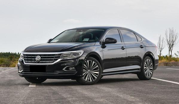 30萬以內買什么車好，別克君越實力超群（不比奧迪A6L差）