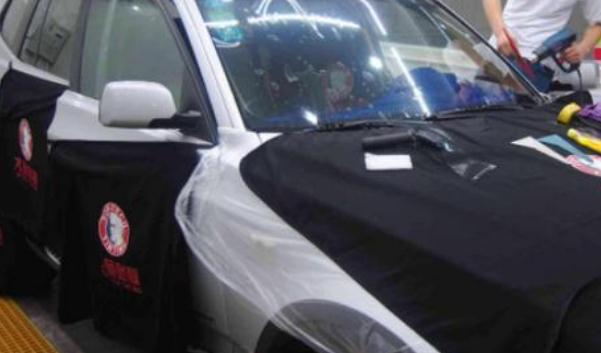 汽車貼膜學(xué)徒多久上手，選擇哪里學(xué)很重要（2-3月）