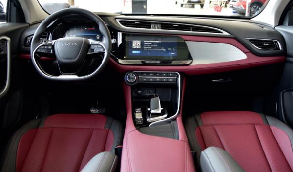 風(fēng)神AX7 PRO巨浪版上市，更多智能化功能（安全大升級(jí)）