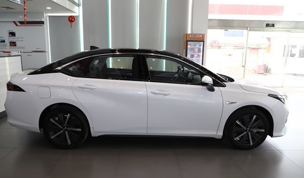 廣汽本田EA6上市，0-50km/h加速僅3.5秒（動(dòng)感十足）