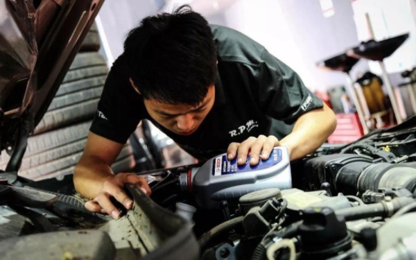 剎車油多長時間更換一次 剎車油更換有必要嗎