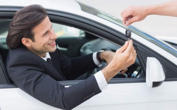 提車(chē)注意事項(xiàng)以及驗(yàn)車(chē)的步驟 提車(chē)注意事項(xiàng)有哪些